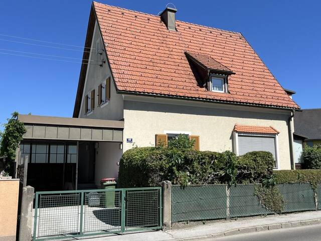Immobilie in Zeltweg - ++Sonniges Einfamilienhaus mit schönem Garten und Carport - voll unterkellert++ - Bild 0