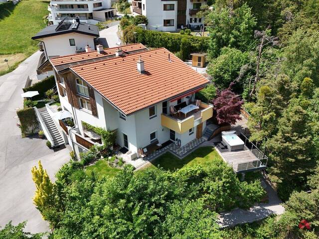 Immobilie in Sautens - Doppelhaushälfte in Sautens (Ötztal) mit Blickins Grüne und ansprechender Außenanlage - Bild 4