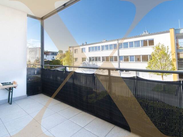 Immobilie in Altenberg bei Linz - Zentral gelegene 3-Zimmer-Wohnung mit Loggia, Garage und optionalem Gartenanteil in Altenberg zu verkaufen! - Bild 0