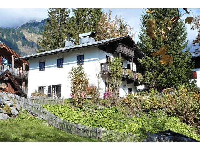 Immobilie in Hinterthal - Ein Haus mit Seele – Traditionelles Pinzgauer Ferienhaus in Traumlage am Hochkönig - Bild 0