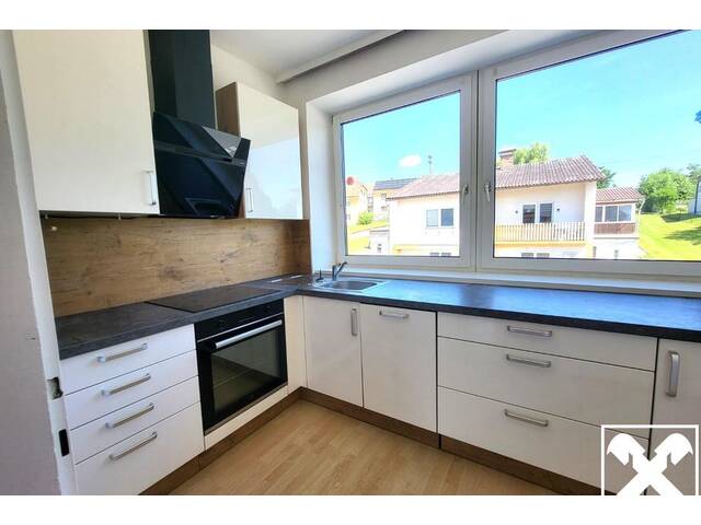 Immobilie in Wendling - Ehemaliges Bankgebäude mit separater Wohnung im Obergeschoss - Bild 4