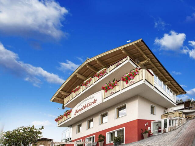 Immobilie in Oberau - Attraktive Kapitalanlage in der Wildschönau - 4 vermietete Wohnungen mit Wellnessbereich - Bild 0