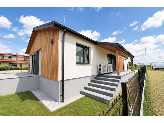 Immobilie in Großpetersdorf - SONNENUNTERGÄNGE INKLUSIVE - EXKLUSIVER DESIGN-BUNGALOW MIT 5 ZIMMERN, PHOTOVOLTAIK & 750 M² GRUND! - Bild 3