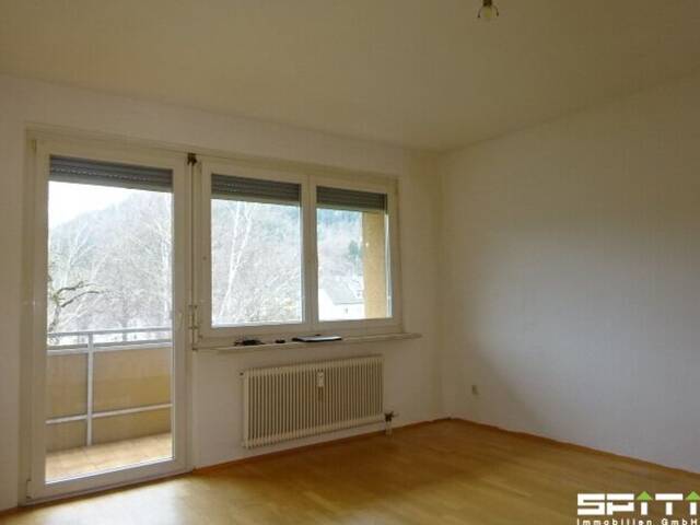 Immobilie in Brückl - Helle, günstige 2 Zimmerwohnung mit Balkon in Brückl - Bild 1