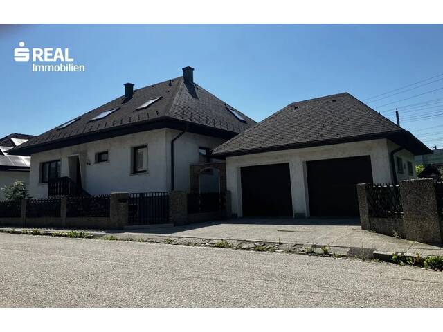 Immobilie in Pöchlarn - Geräumiges Haus mit Garten und Doppelgarage - Bild 0