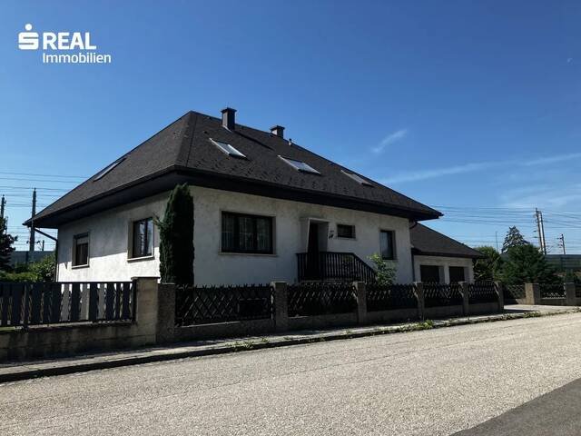 Immobilie in Pöchlarn - Geräumiges Haus mit Garten und Doppelgarage - Bild 2