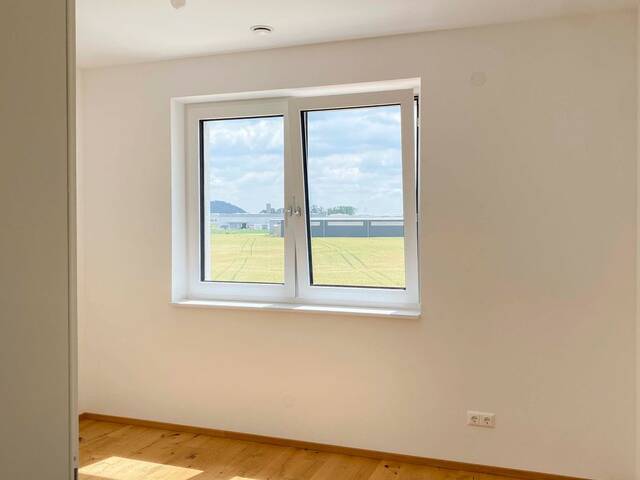 Immobilie in Spillern - Modernes Reihenhaus in Spillern - schlüsselfertiger Erstbezug mit großem Garten - Bild 2
