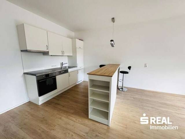 Immobilie in Ebensee - Urbanes Leben mit großem Balkon – saniert, seniorengerecht, hell und zentral - Bild 2