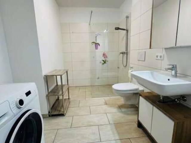 Immobilie in Ebensee - Urbanes Leben mit großem Balkon – saniert, seniorengerecht, hell und zentral - Bild 4