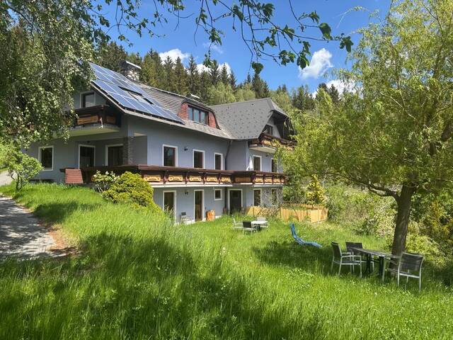 Immobilie in Waldbach-Mönichwald - Südlage in den Alpen, Österreich: Wohnhaus mit Tourismus-Option, traumhafter Blick, Ski/Wandergebiet - Bild 0