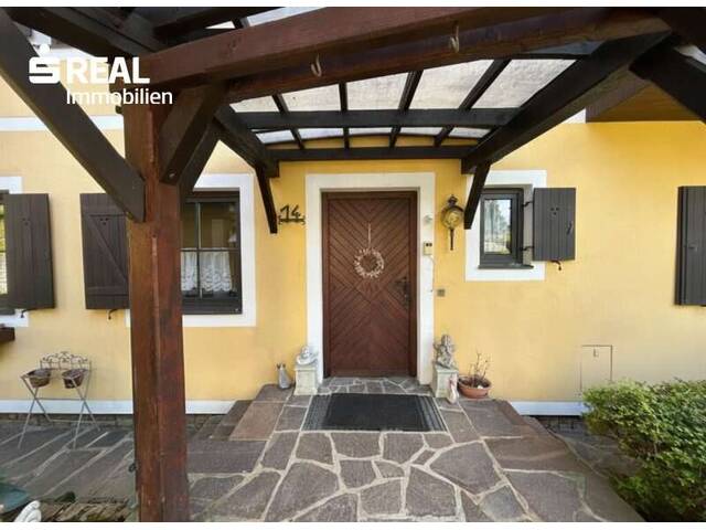 Immobilie in Köflach - Einfamilienhaus mit Weinkeller, Sauna & Bergblick - Bild 1