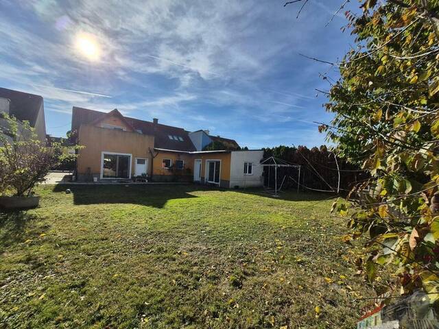 Immobilie in Orth an der Donau - Familienidylle nahe den Donau-Auen - großzügiges Haus mit Garten - Bild 1