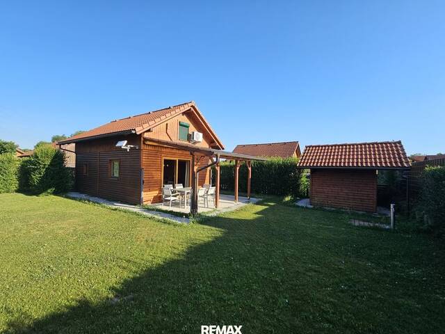 Immobilie in Kronstorf - Gemütliches Kleingartenhaus mit Eigengarten, Terrasse & Stellplatz in Kronstorf - Bild 1