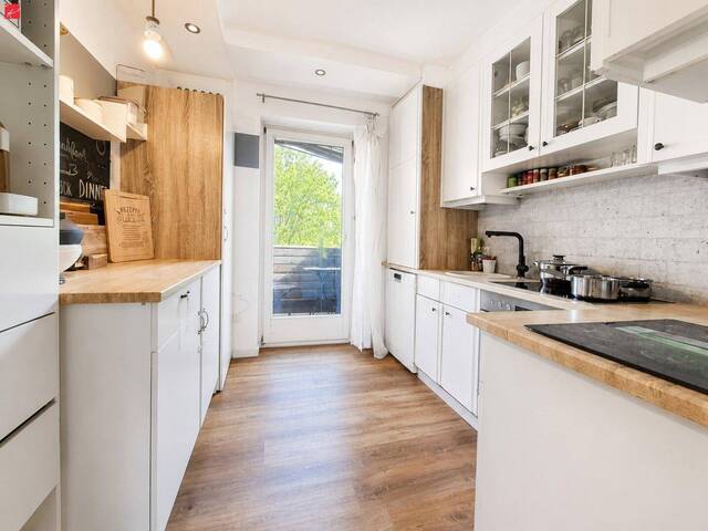 Immobilie in Fürstenfeld - Perfekt für Familien: Helle Wohnung mit zwei sonnigen Loggien, Klimaanlage und zentrumsnaher Lage - Bild 2