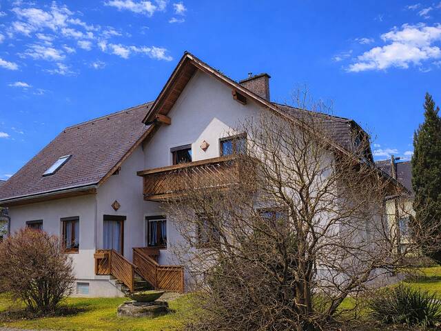 Immobilie in Feldkirchen bei Graz - Feldkirchen bei Graz - Schindlersiedlung! Ein/Zweifamilienhaus mit 1.100 m2 Eigengrund - Bild 0