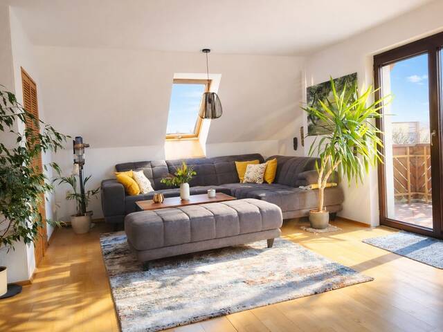 Immobilie in Feldkirchen bei Graz - Feldkirchen bei Graz - Schindlersiedlung! Ein/Zweifamilienhaus mit 1.100 m2 Eigengrund - Bild 1