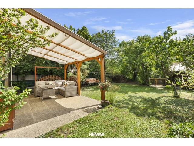 Immobilie in Günselsdorf - Schöne Doppelhaushälfte in Günselsdorf mit Balkon, Terrasse & Carport! - Bild 4