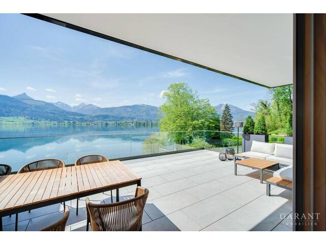 Immobilie in St. Wolfgang - Ein Juwel am Wolfgangsee - Exklusiver Wohntraum in erster Reihe - Bild 0