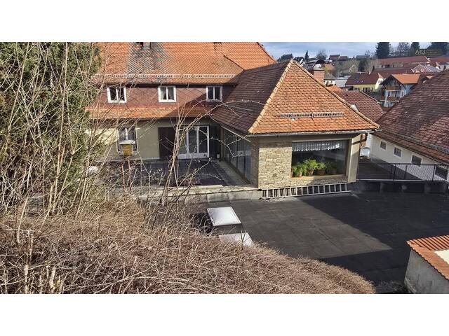 Immobilie in Vorau - Exklusives Wohn- und Geschäftshaus im Herzen von Vorau – vielseitig, großzügig, einzigartig - Bild 3