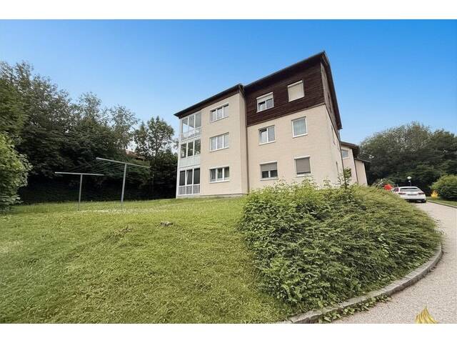 Immobilie in Ohlsdorf - Großzügige 3-Zimmer-Wohnung mit Loggia - Bild 3