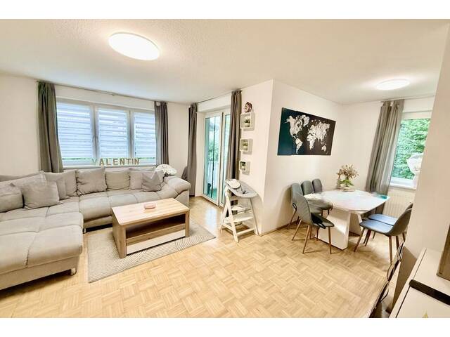 Immobilie in Ohlsdorf - Großzügige 3-Zimmer-Wohnung mit Loggia - Bild 4