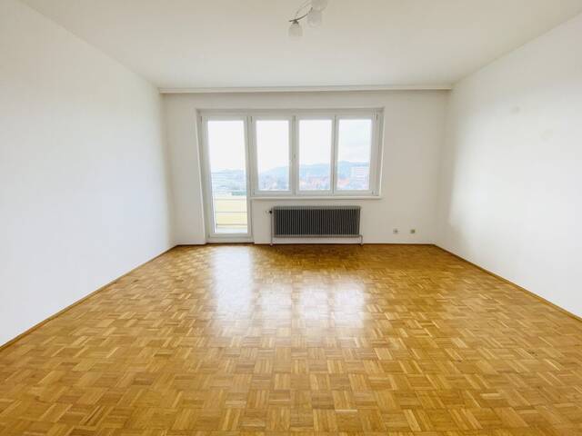 Immobilie in Krems an der Donau - PROVISIONSFREI - HELLE 3-ZIMMER-WOHNUNG MIT WEITBLICK! - Bild 0