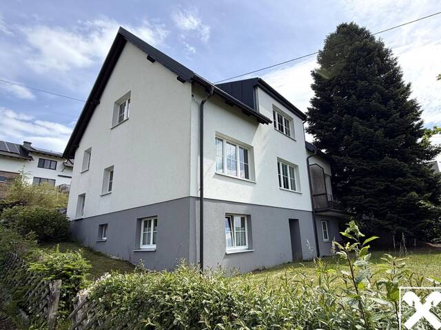 Immobilie in Ulrichsberg - Familienparadies mit Weitblick und Garten - Bild 0