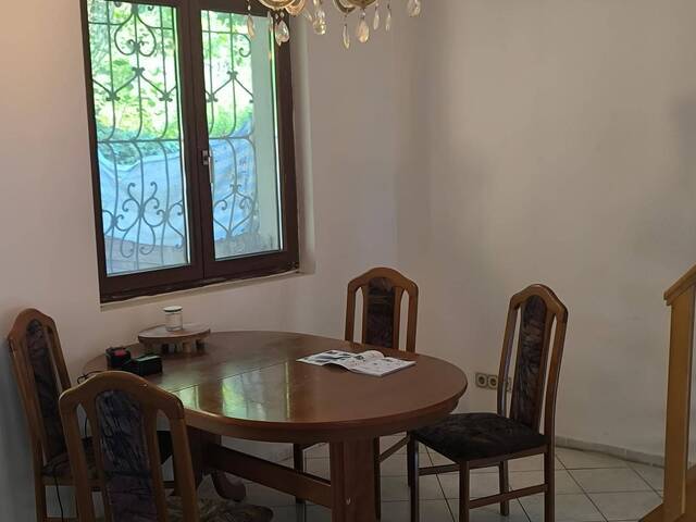 Immobilie in Kierling - günstiges Einfamilienhaus in Kierling mit Pool, Sauna und Garten - Bild 1