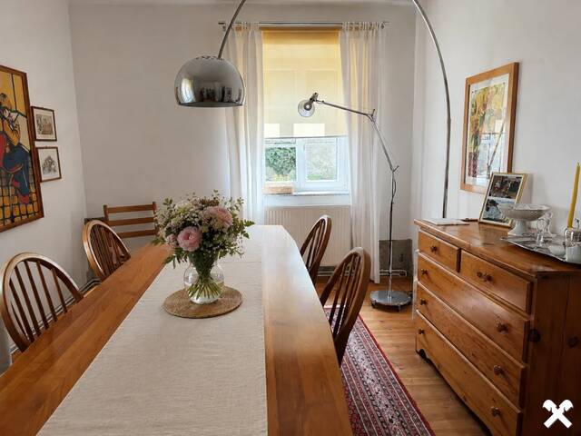 Immobilie in Helfenberg - Stilvoll. Großzügig. Zentral - Wohnhaus mit großer Terrasse und Garten - Bild 2