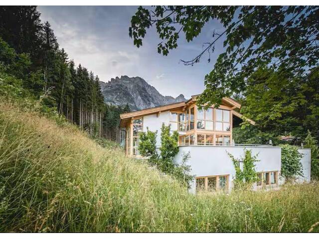 Immobilie in Leogang - „Zweifamilienhaus in Leogang: Die ideale Kombination aus Eigenheim und touristischer Privatzimmervermietung.“ - Bild 0
