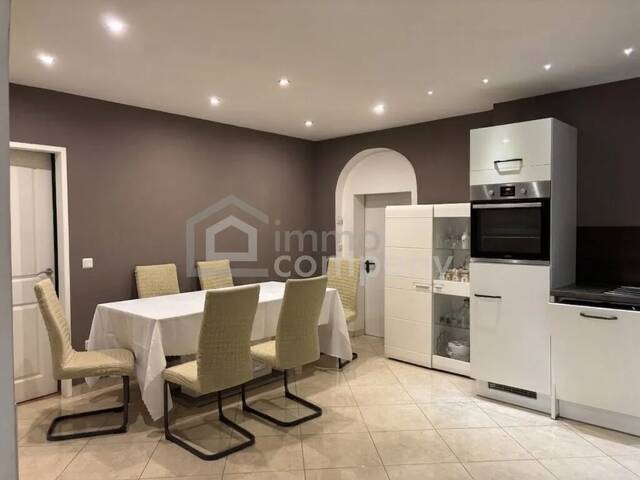 Immobilie in Hausbrunn - Wohnglück in Hausbrunn - helles Haus mit 150 m², 2 Terrassen und Platz für die ganze Familie - Bild 1