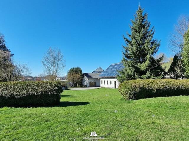 Immobilie in Vorchdorf - DEIN ZUHAUSE - Ein-/Zweifamilienhaus mit extra großem Grundstück in zentraler Lage in Vorchdorf - Bild 1
