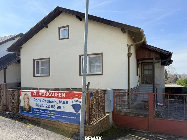 Immobilie in Tulbing - Großzügiges Zweifamilienhaus mit viel Potenzial auf 660 m² Grundstück! - Bild 0