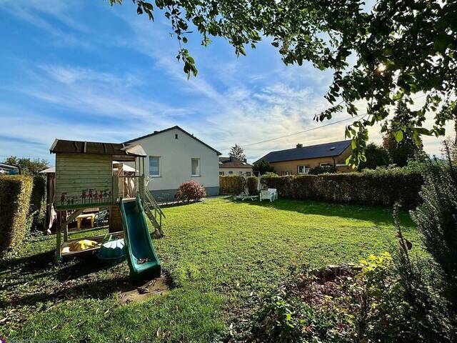 Immobilie in Leobendorf - Reserviert: Ein Ort zum Aufatmen - Ihr Zuhause mit Garten und Herz! Superädifikat/ Pachtgrund - Bild 0