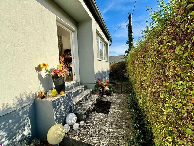 Immobilie in Leobendorf - Reserviert: Ein Ort zum Aufatmen - Ihr Zuhause mit Garten und Herz! Superädifikat/ Pachtgrund - Bild 1