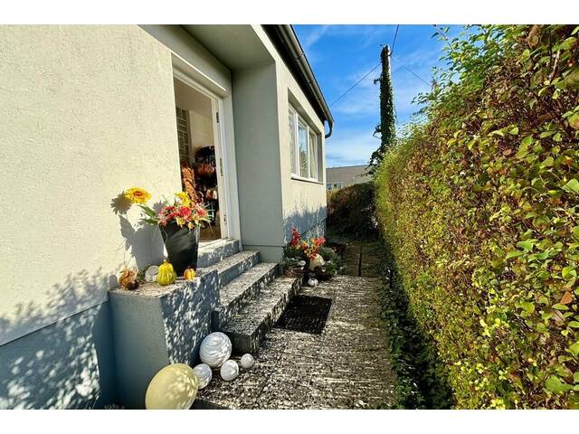 Immobilie in Leobendorf - Reserviert: Ein Ort zum Aufatmen - Ihr Zuhause mit Garten und Herz! Superädifikat/ Pachtgrund - Bild 4