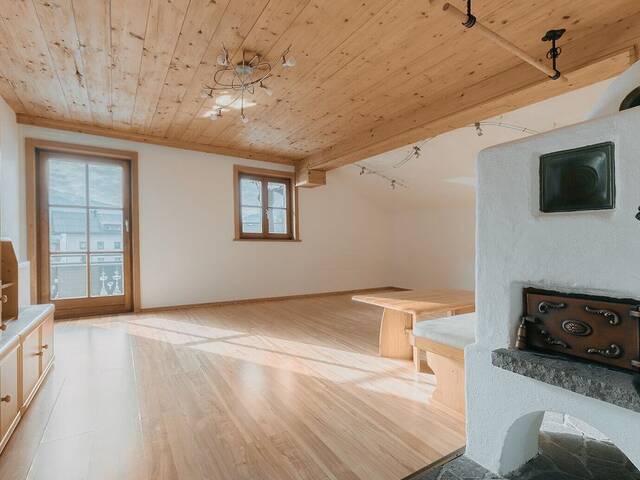Immobilie in Fügen - Gemütliche 3-Zimmer-Dachgeschosswohnung mit Balkon, eigenem Gartenanteil und Bergblick in Fügen - Bild 1