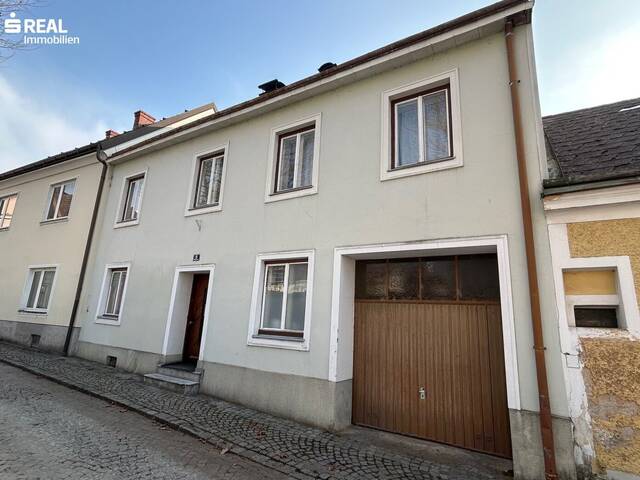 Immobilie in Ybbs an der Donau - Teilsaniertes Stadthaus im Herzen von Ybbs an der Donau - Bild 0