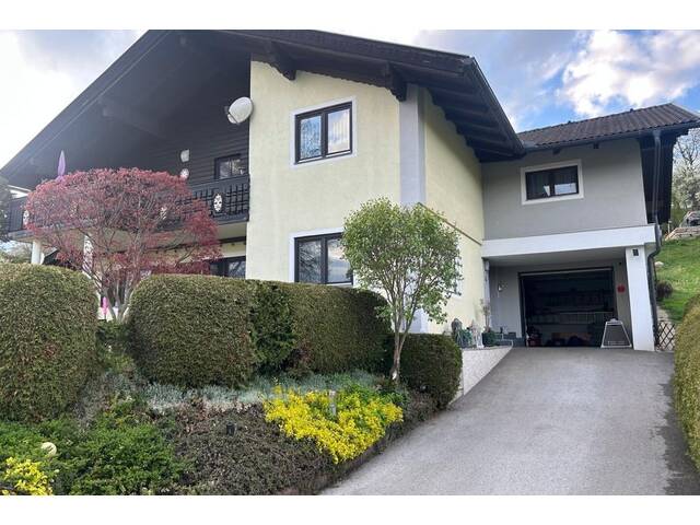Immobilie in Glanegg - Eigennutzen oder Vermieten: Modernisiertes Zweifamilienhaus 195m² mit 6 Zimmern in verkehrsgünstiger Lage zur St Veiter Strasse , in Kärnten € 419.000 - Bild 3