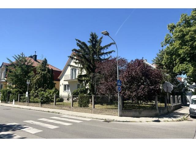 Immobilie in Perchtoldsdorf - Einfamilienhaus in ruhiger Lage mit 1 großen Terrasse ca. 28 m² und 1 Balkon ca. 3,63 m² - Bild 3