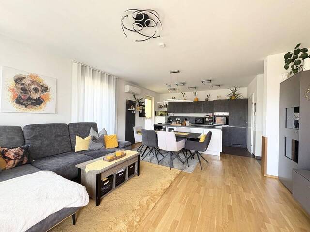 Immobilie in Grambach - TOP! 3-Zimmer-Wohnung mit 80 m² in Grambach, ca. 21 m² Terrasse & 2 überdachte KFZ-Stellplätze! - Bild 2