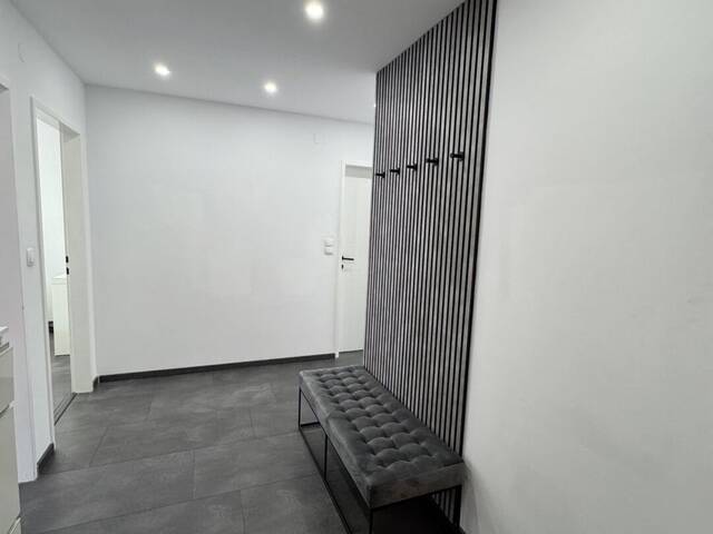 Immobilie in Schwaz - Neuer Preis! Neuwertige 3-Zimmer-Wohnung mit Loggia in Schwaz - Ihr neues Zuhause! - Bild 1