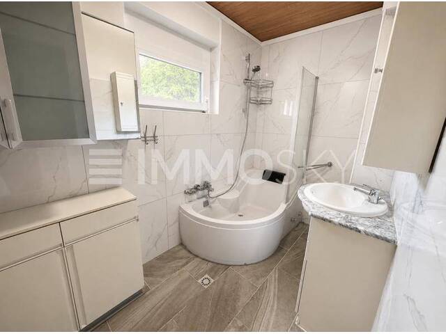 Immobilie in Pottendorf - Wohnen im Grünen  Einfamilienhaus mit großzügigem Garten - Bild 3