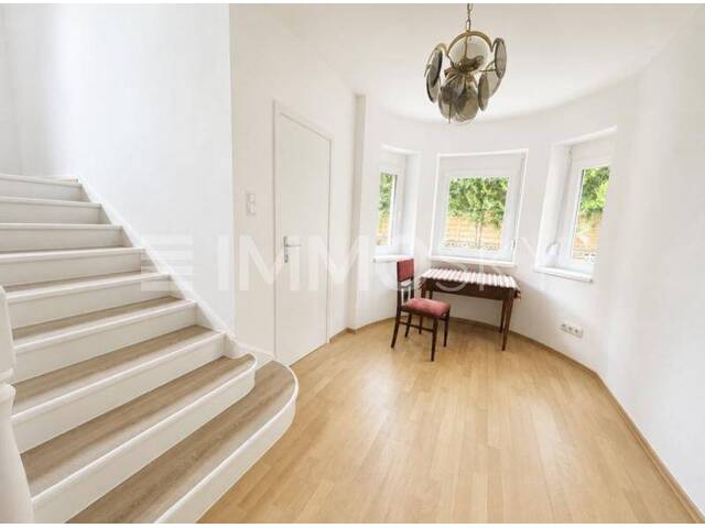 Immobilie in Pottendorf - Wohnen im Grünen  Einfamilienhaus mit großzügigem Garten - Bild 4