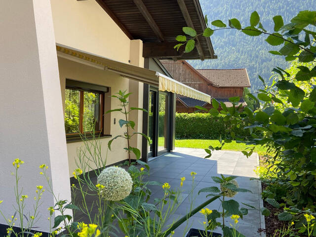 Immobilie in Silz - Stilvoller Bungalow in herrlicher Ruhelage – barrierefreies Wohnen mit Wintergarten, hochwertiger Ausstattung und viel Potenzial - Bild 0