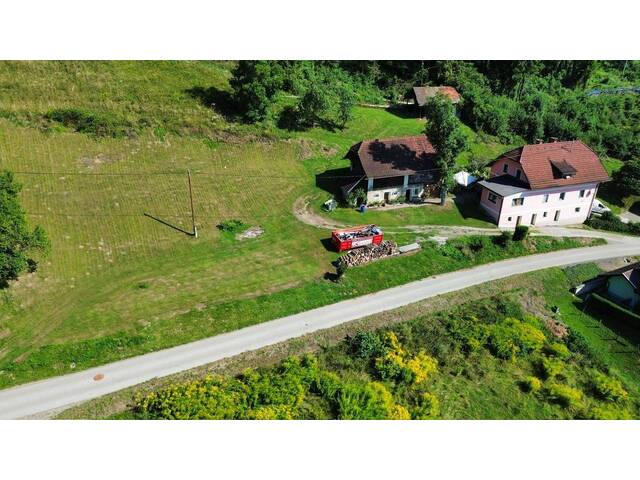 Immobilie in Liebenfels - *TOP-Aussicht!* *Großzügiges Einfamilienhaus samt landwirtschaftlichen Nutzflächen* - Bild 3