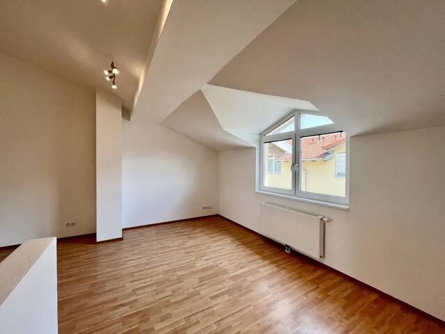 Immobilie in Obersiebenbrunn - gemütliches Reihenhaus mit Terrasse, Carport & viel Platz – provisionsfrei, direkt vom Eigentümer! - Bild 2