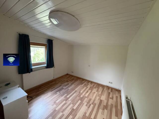 Immobilie in Pöttsching - Pöttsching sehr liebes neu renoviertes Wochenendhausam See, oder auch zum Fixwohnen da Wärmeisoliert und Gas Zentralheizung-1082 - Bild 4