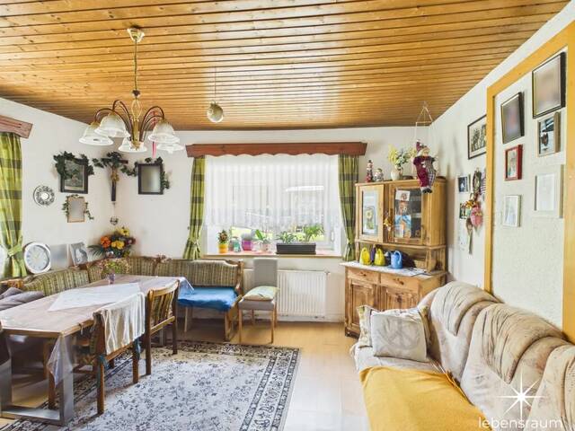 Immobilie in Greifenburg - Historisches Juwel mit grenzenlosem Potenzial: Zweifamilienhaus auf knapp 3.000 m² Bauland mit Ausbaupotential in Greifenburg. - Bild 1