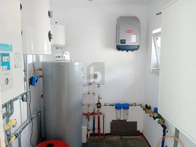 Immobilie in Nestelbach bei Graz - MODERNES DOPPELHAUS IN RUHIGER SONNENLAGE MIT PV-ANLAGE UND CARPORT - Bild 2